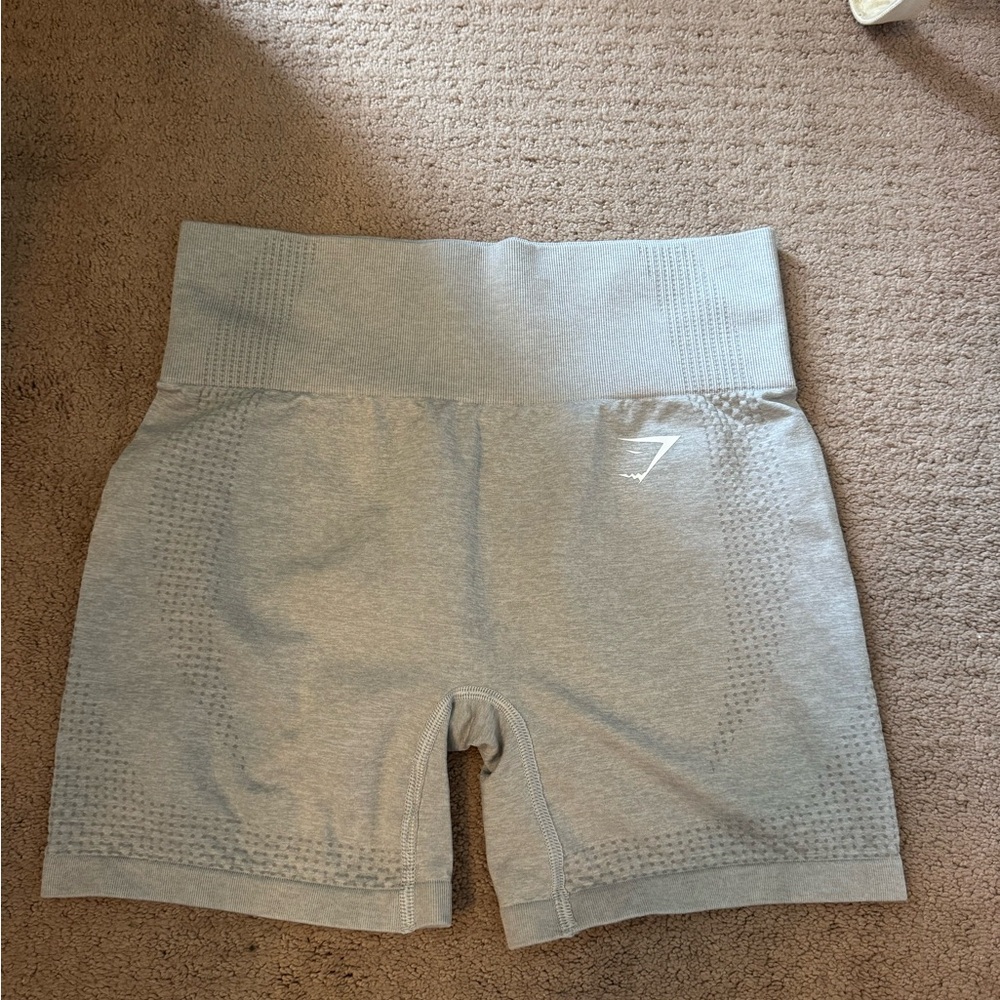 Seamless High-Waist Grey Workout Shorts - Gymshark
